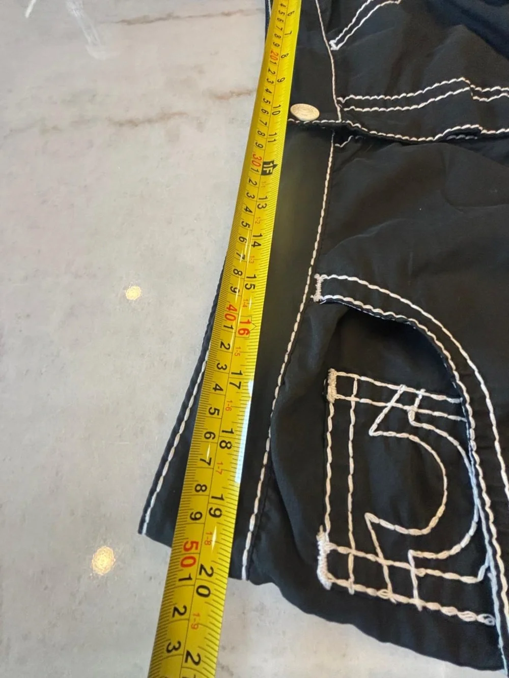 True Religion Black Board Shorts Men's Size 38 White Big T Stitching